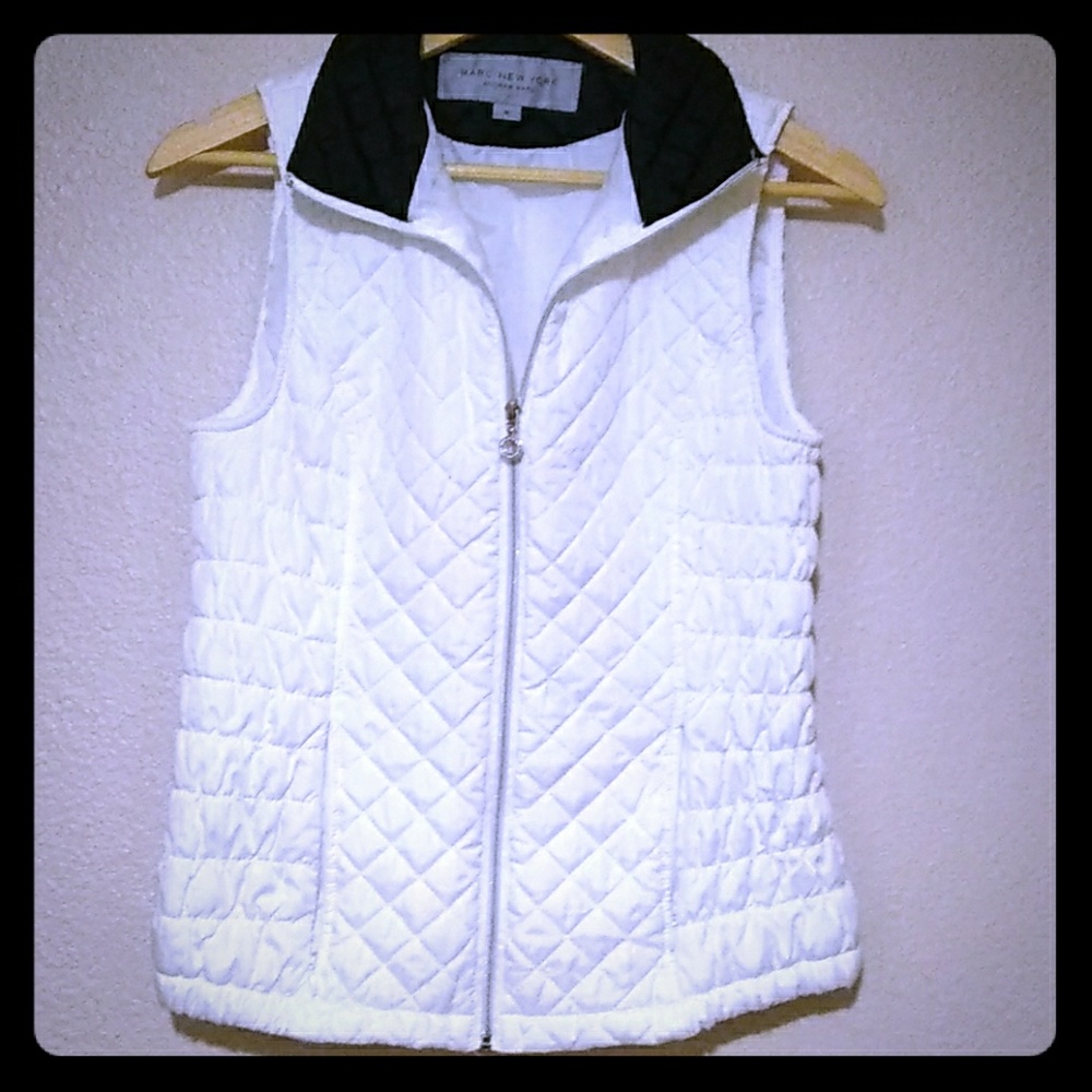 WOMEN'S QUILTED VEST